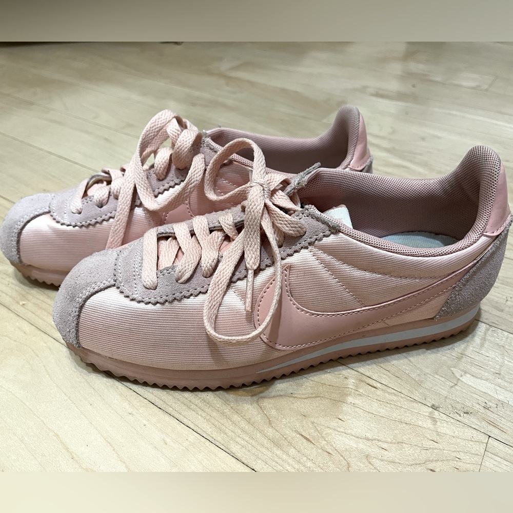 Nike Pink Cortez